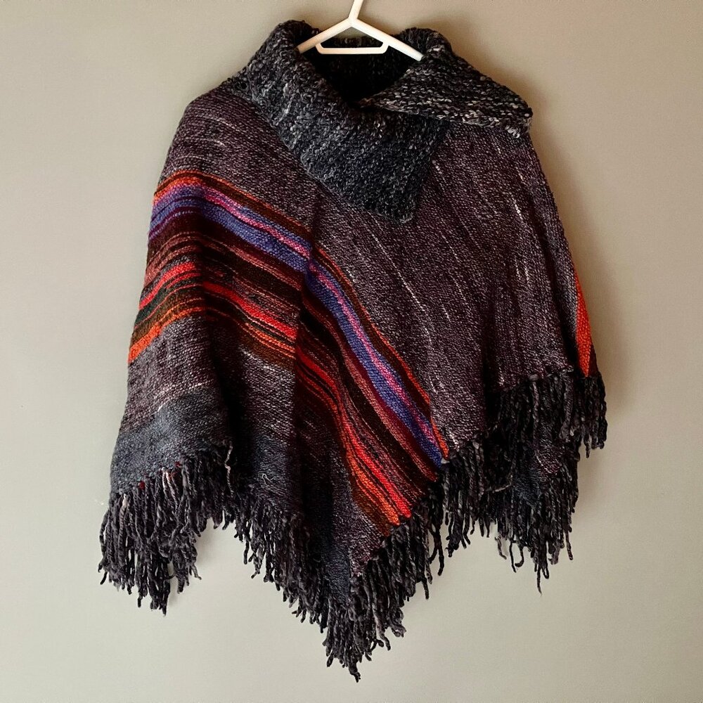 Handwoven Unisex Wool Poncho